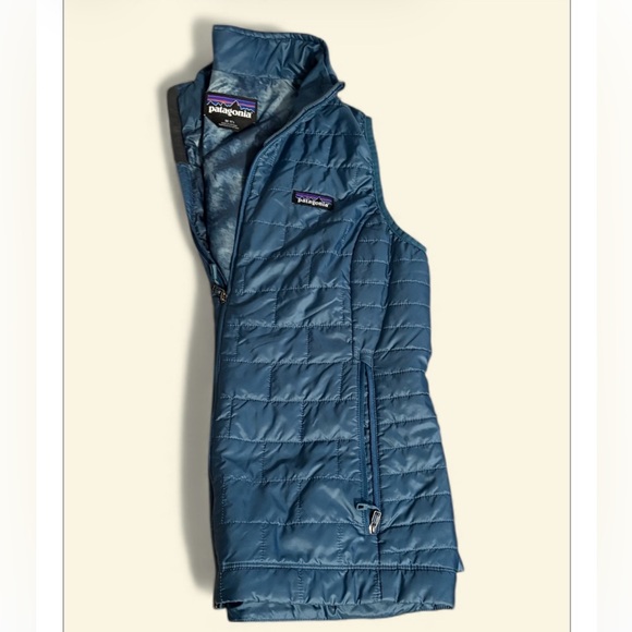 Patagonia Women's Nano Puff Vest Teal - Size: MEDIUM - Picture 3 of 3
